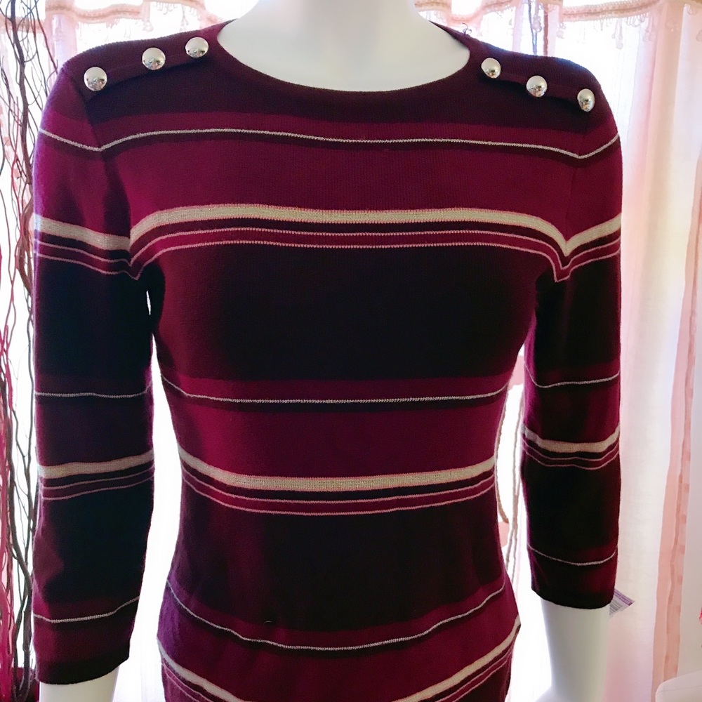 CB knit sweater size small